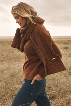 Nutmeg Meribel Cable Knit Scarf