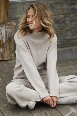 Oatmeal Courchevel Milano Mock Neck Jumper